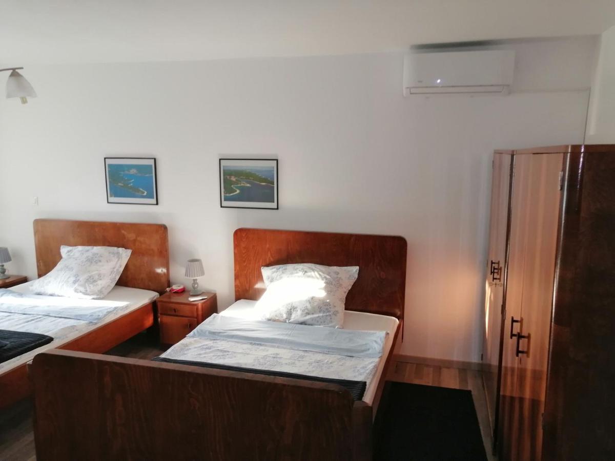 Holiday Home Peruški Zewnętrze zdjęcie